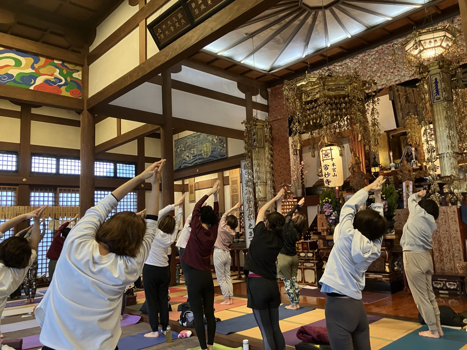 お寺のヨガと薬膳の会2025